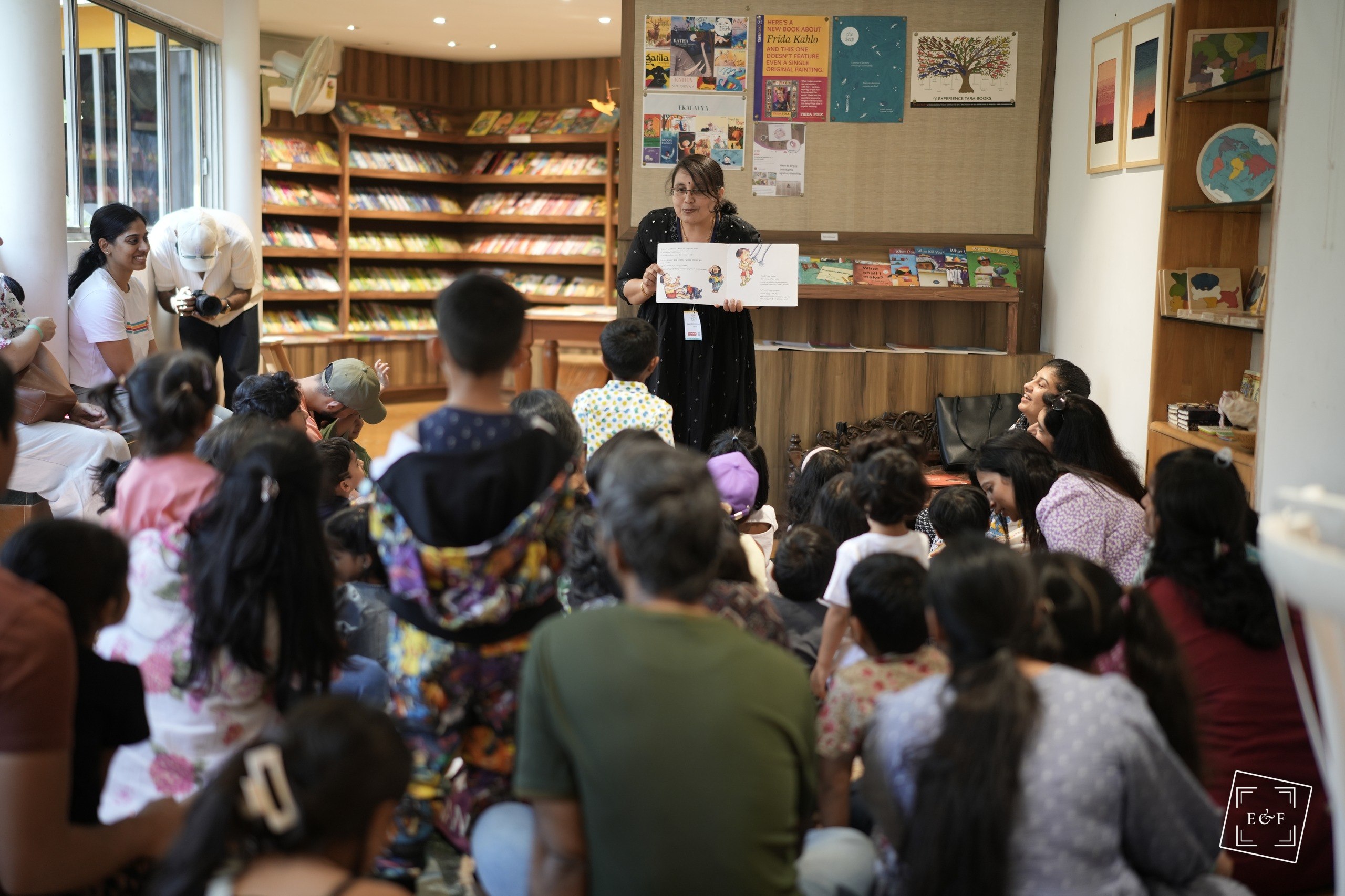 Reading circle at a family event